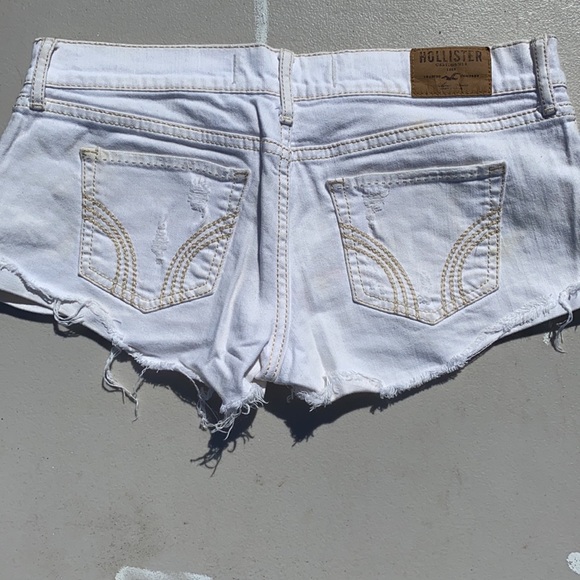 White Jean shorts - Picture 2 of 2